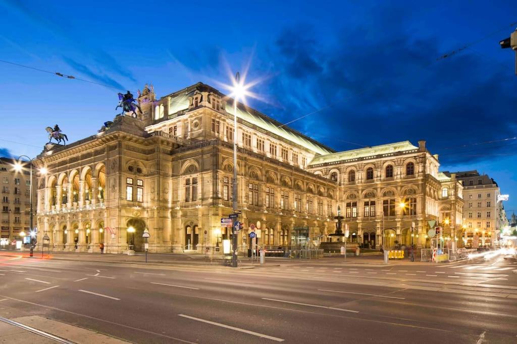 Design Apartment In The Centre Of Wien Eksteriør billede