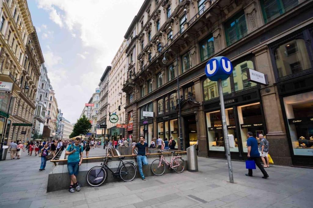 Design Apartment In The Centre Of Wien Eksteriør billede